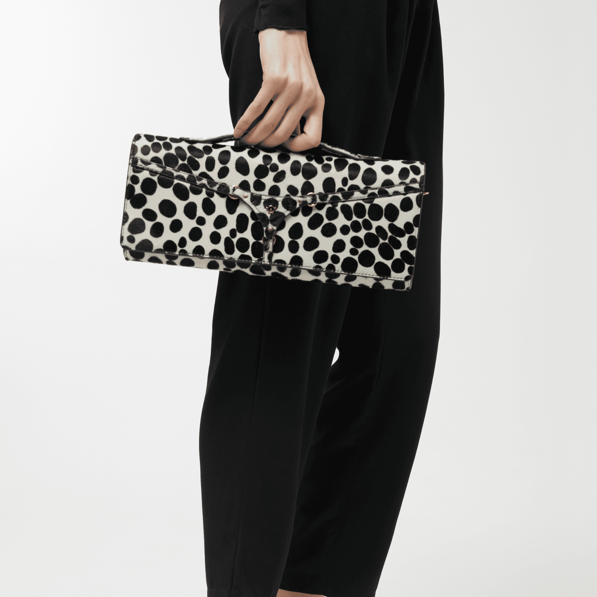 DAPHNE CLUTCH - DALMATIAN - manc