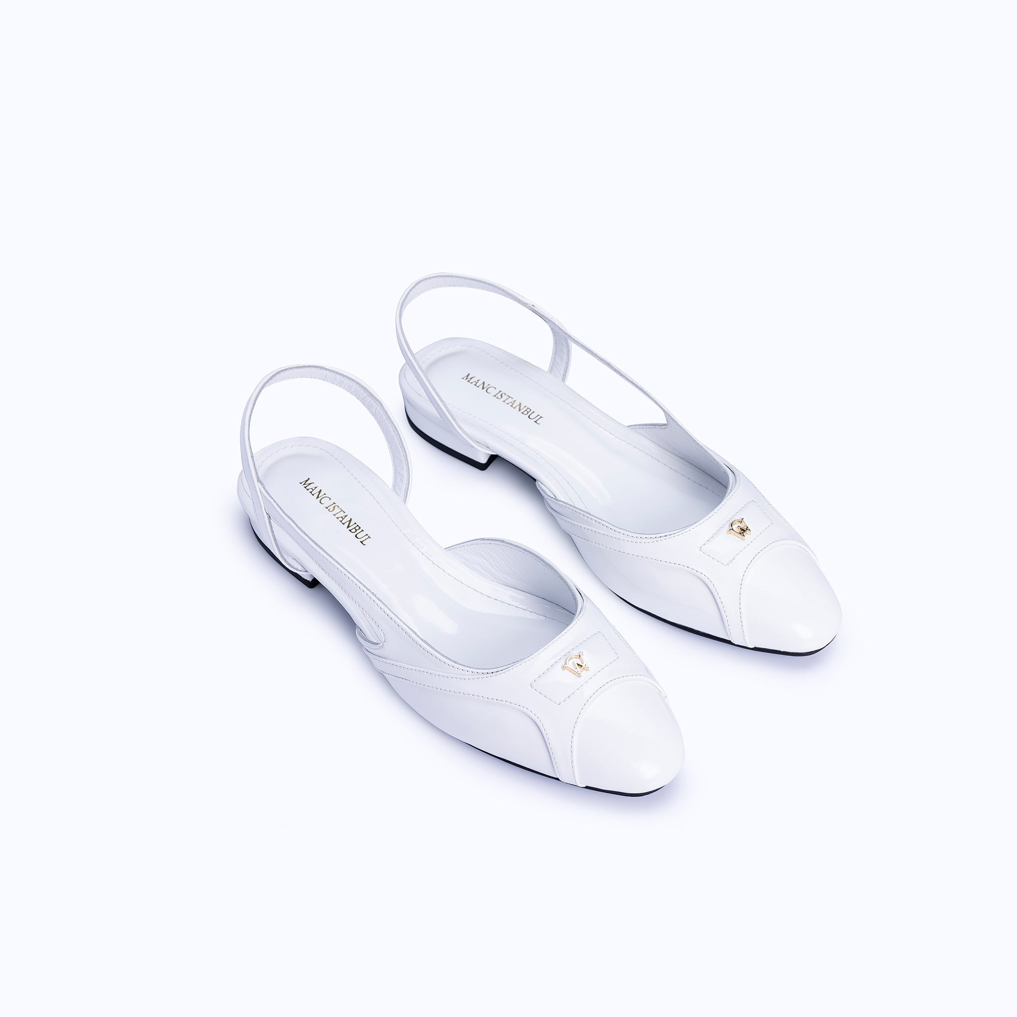 DELINA FLATS - WHITE - manc
