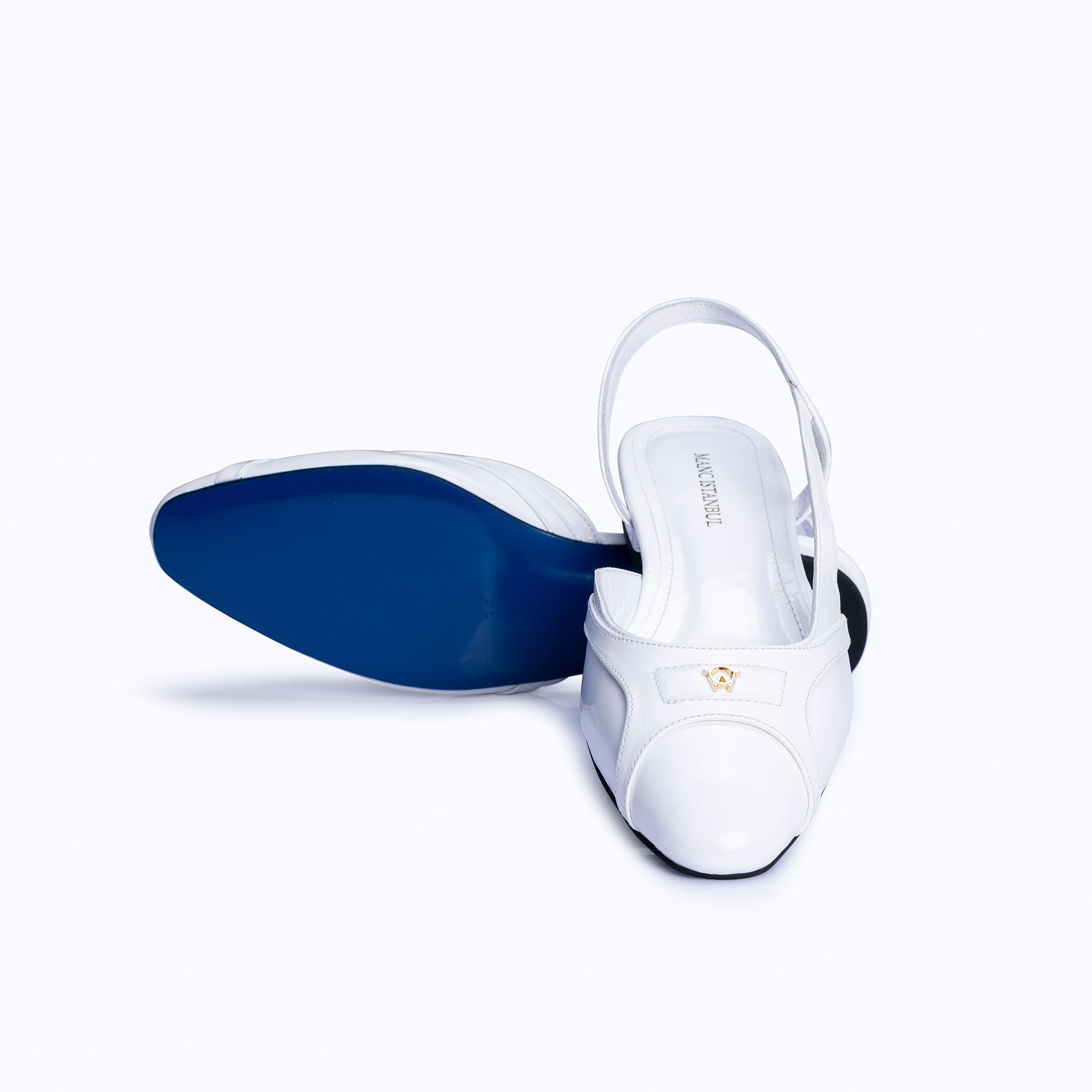 DELINA FLATS - WHITE - manc