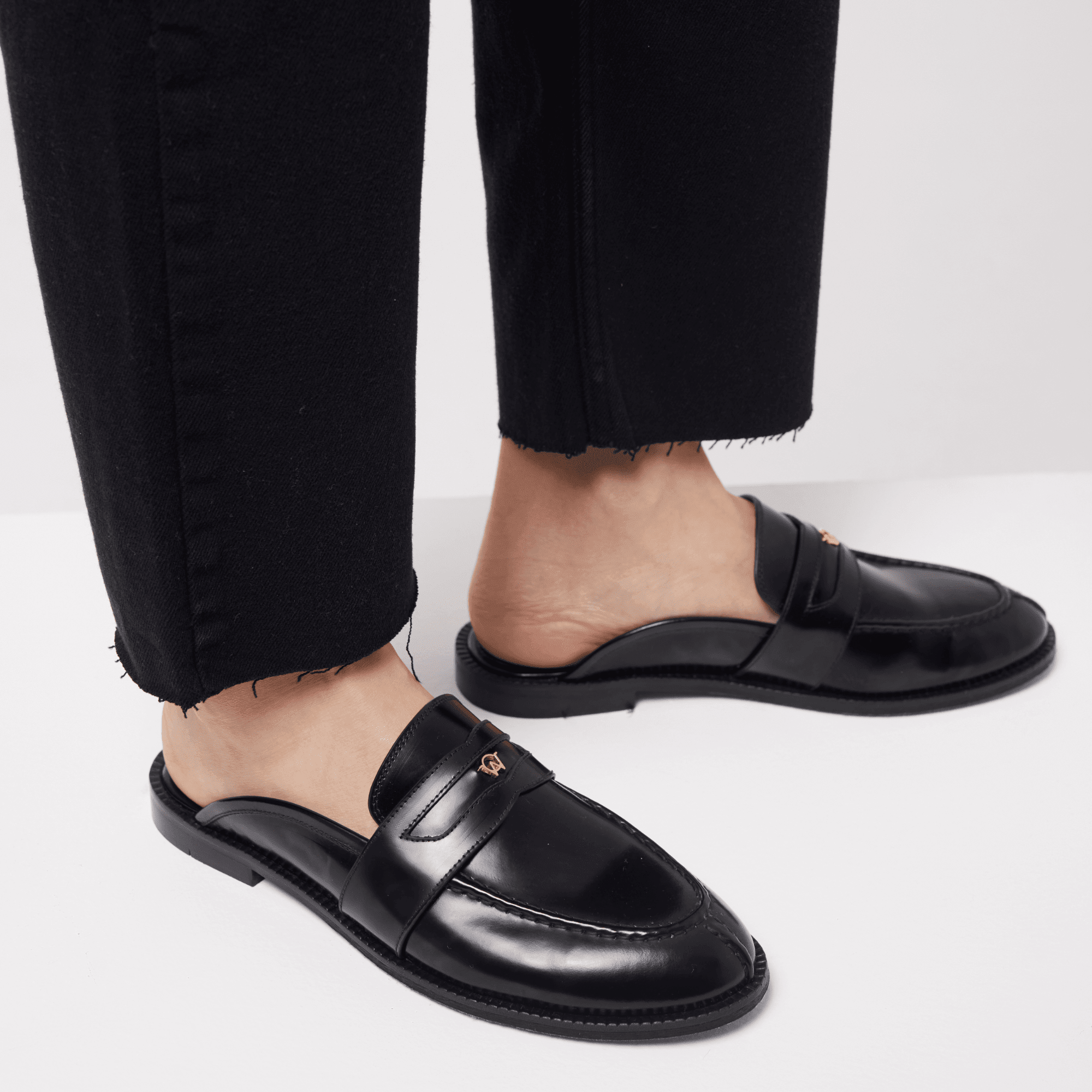 GRACE SLIPPERS - BLACK - manc