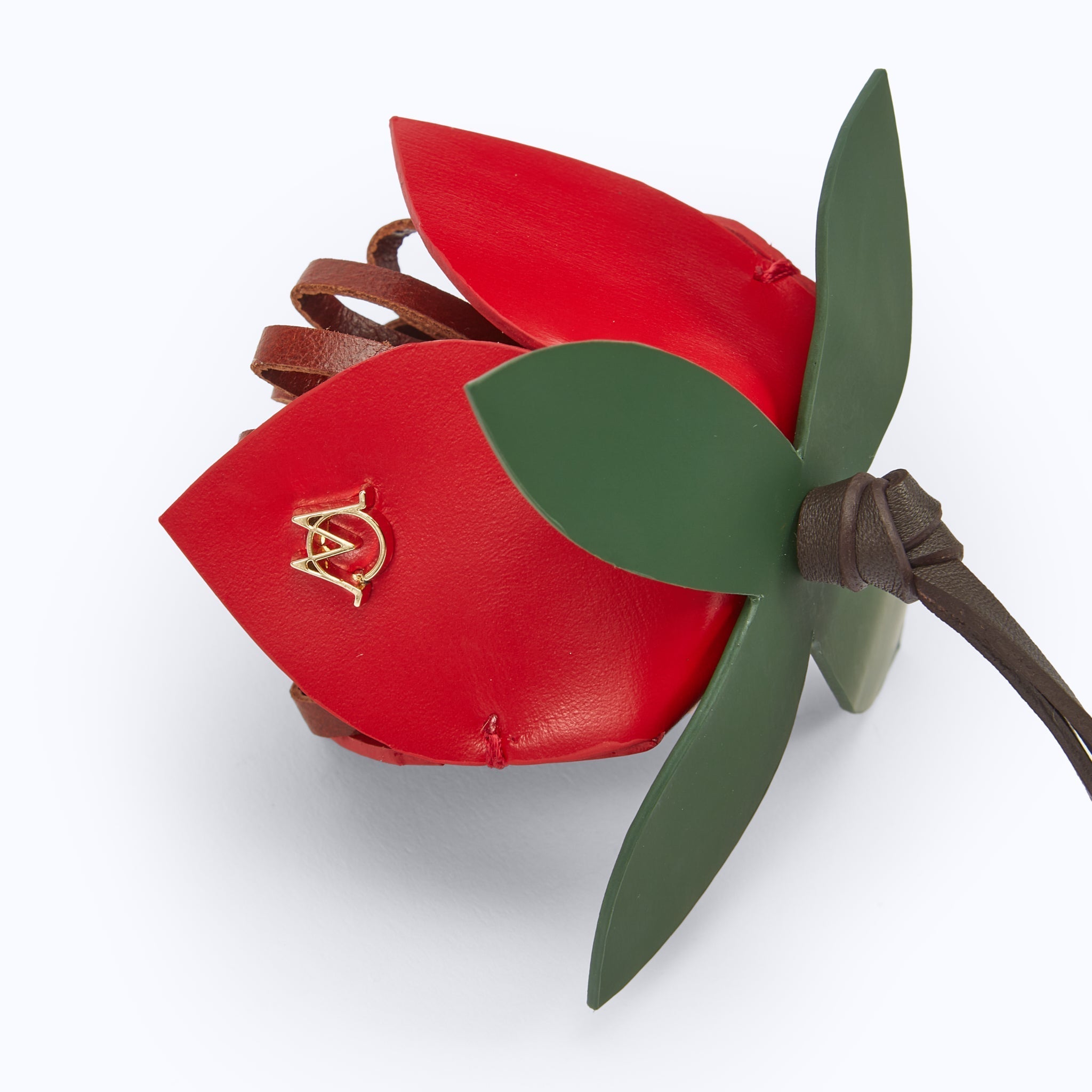 LEATHER BLOOM CHARM - manc