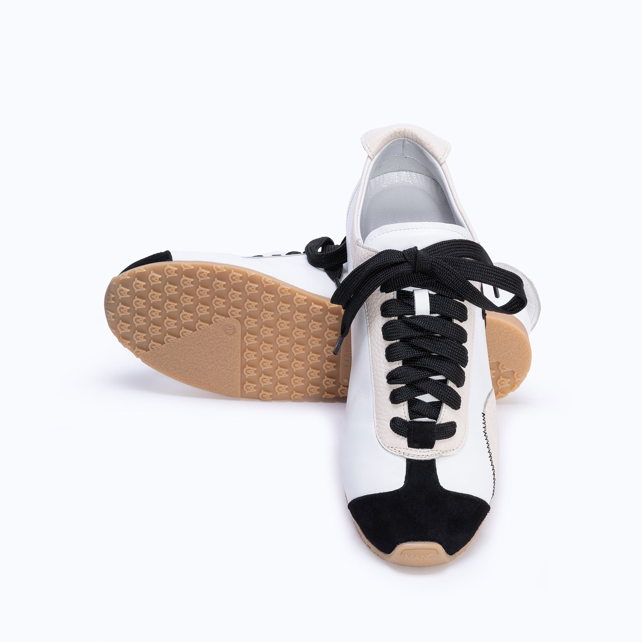 MANC SNEAKERS - WHITE BLACK - manc