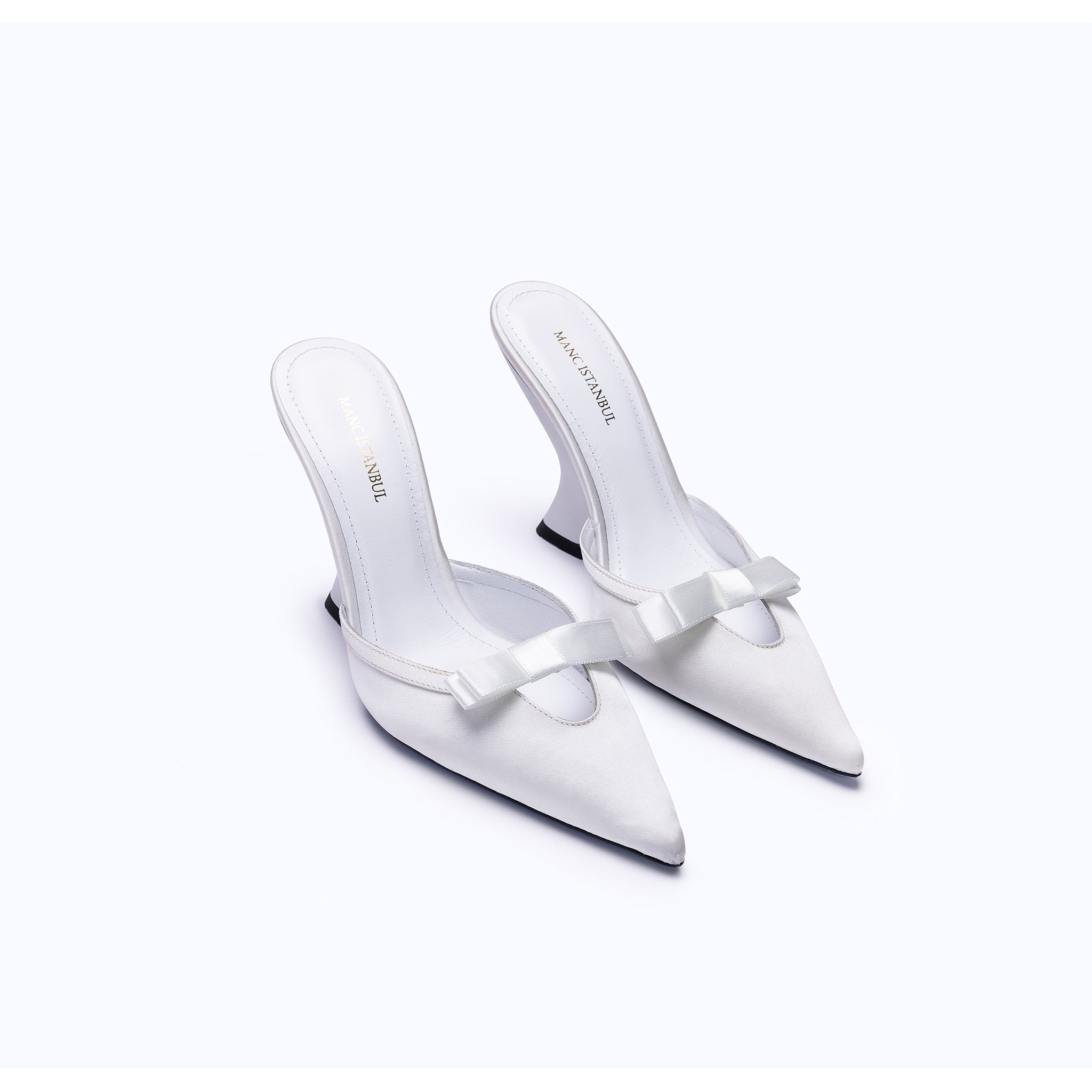 MARGAUX WHITE - SATIN WEDGE MULE - manc