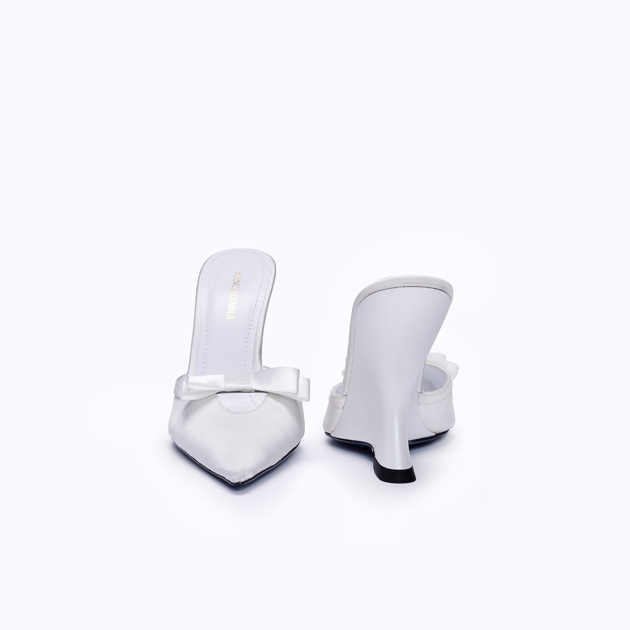 MARGAUX WHITE - SATIN WEDGE MULE - manc