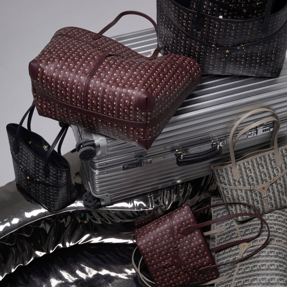 MONOGRAM COLLECTION
