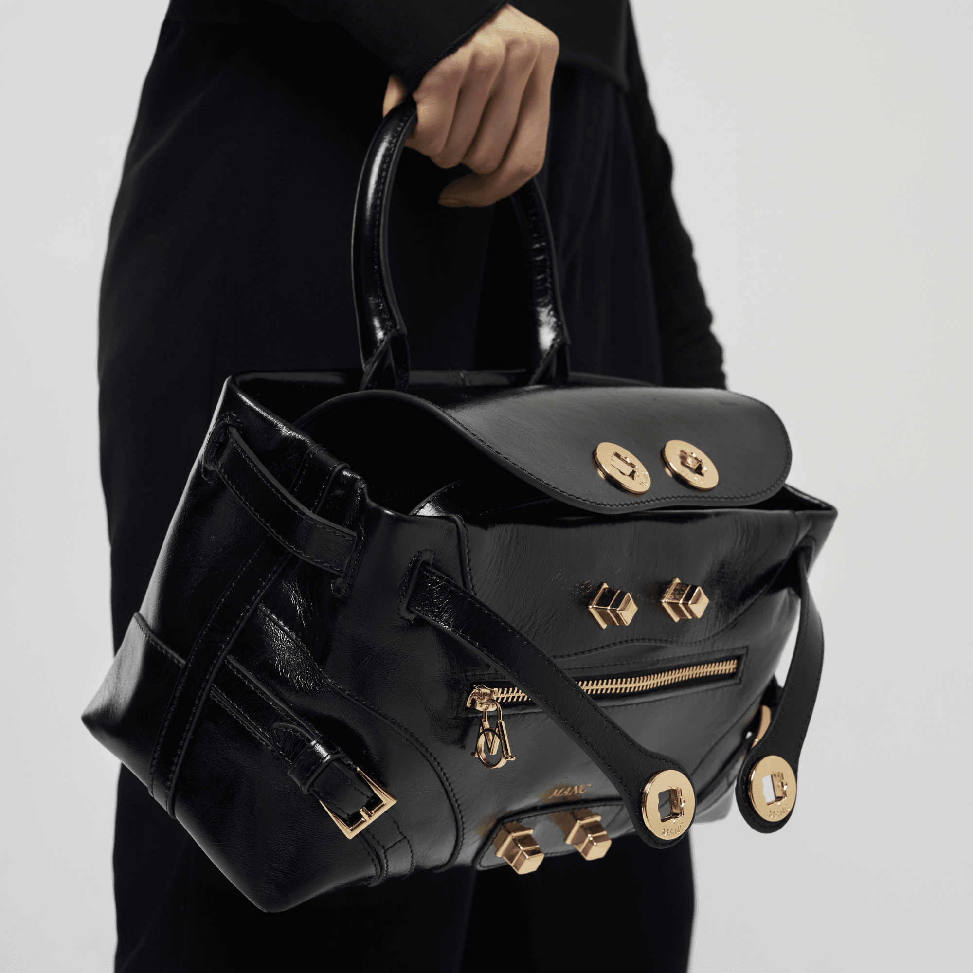 ZOUZOU 16 - BLACK - manc